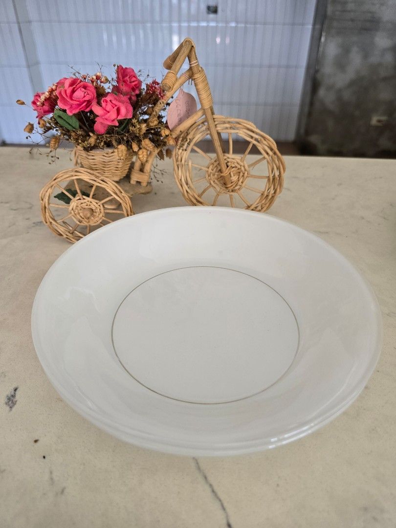 Glass Pasta Plates (Category: Dinnerware & Cutlery) located in Taguig. Submitted by threadsntable (Listing ID 1384465794, Image 3). Description: Decluterring Sale! 6 pcs of glass Pasta Plates, 2 white, 2 green and 2 yellow. I'm letting go of some of my well-loved clothes & kitchenware - all in great condition and super sale! hurry, make your offer now! DM me if you're interested!.