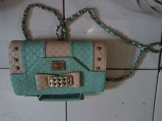 (Kategori: ) berada di . Dikirim oleh alztry_preloved. (ID iklan 1384443773, Gambar 1). Deskripsi: .