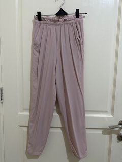 (Kategori: ) berada di . Dikirim oleh violettepreloved (ID iklan 1384620499, Gambar 1). Deskripsi: .