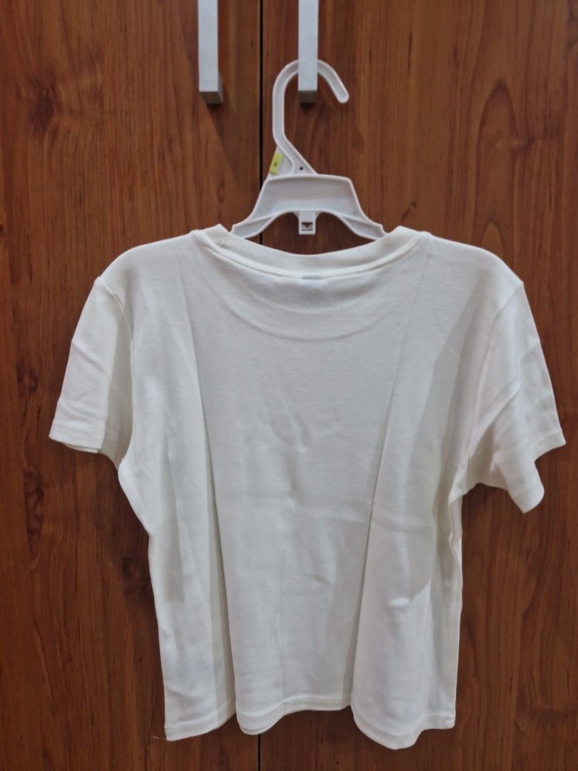H&M strawberry pink/cream top (Category: Shirts) located in Manila. Submitted by jenfer80 (Listing ID 1384534350, Image 2). Description: - used twice, still in good condition - no flaws, stains, rips, etc. - comfy and stretchy (no refunds/returns‼️).
