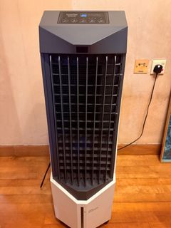 （分類：）位於 。 由 kelvin_112233 提交（商品編號 1384503086，圖片 1）。簡介： 。