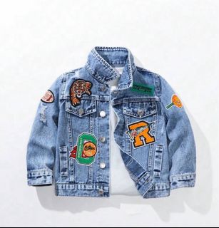 (Category: ) located in . Submitted by versatile.wardrobe (Listing ID 1384479142, Image 1). Description: .