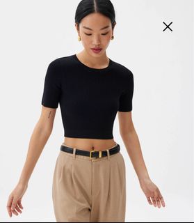 $39 LOVE BONITO KYLE KNIT ROUND NECK CROP TOP, Women's