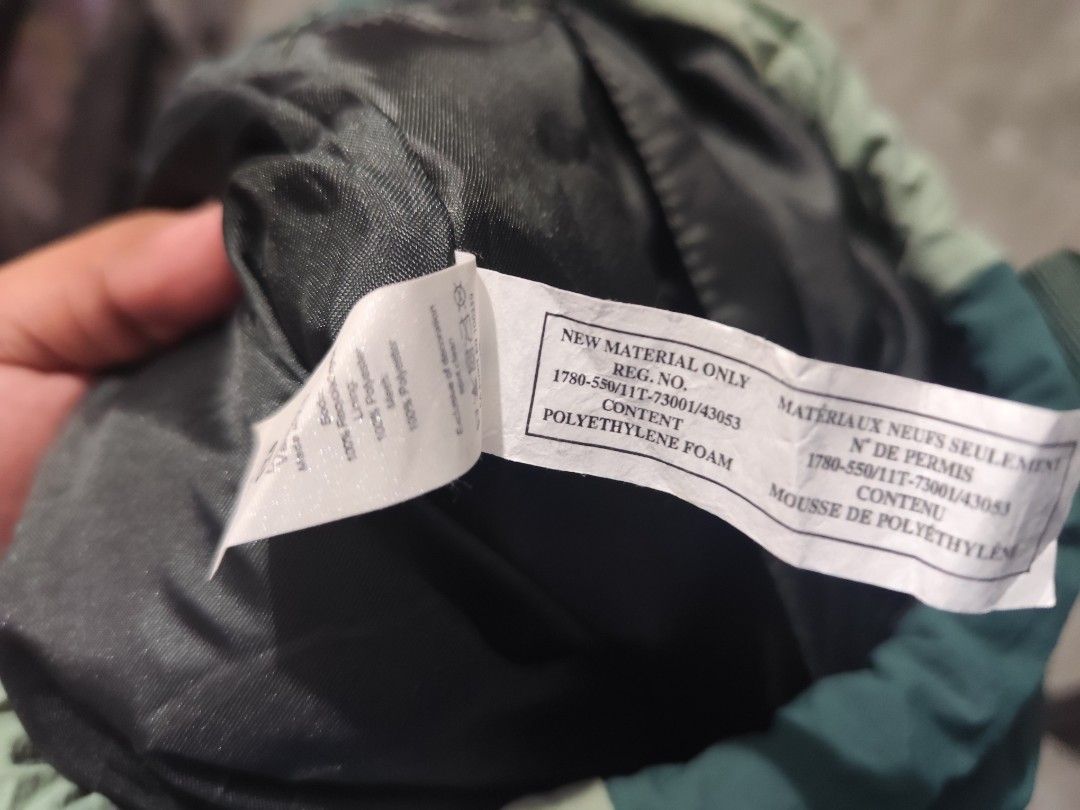 Lululemon dual function backpack to tote Bag (Category: Luxury Bags & Wallets) located in General Mariano Alvarez. Submitted by mhel.rgs (Listing ID 1384481834, Image 2). Description: lululemon dual function backpack to tote Bag excellent condition no issue no flaws price:3500.