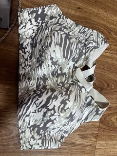 (Category: ) located in . Submitted by bubbletea17 (Listing ID 1384489562, Image 1). Description: .