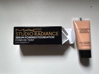 （分類：）位於 。 由 153.closet 提交（商品編號 1384495540，圖片 1）。簡介： 。