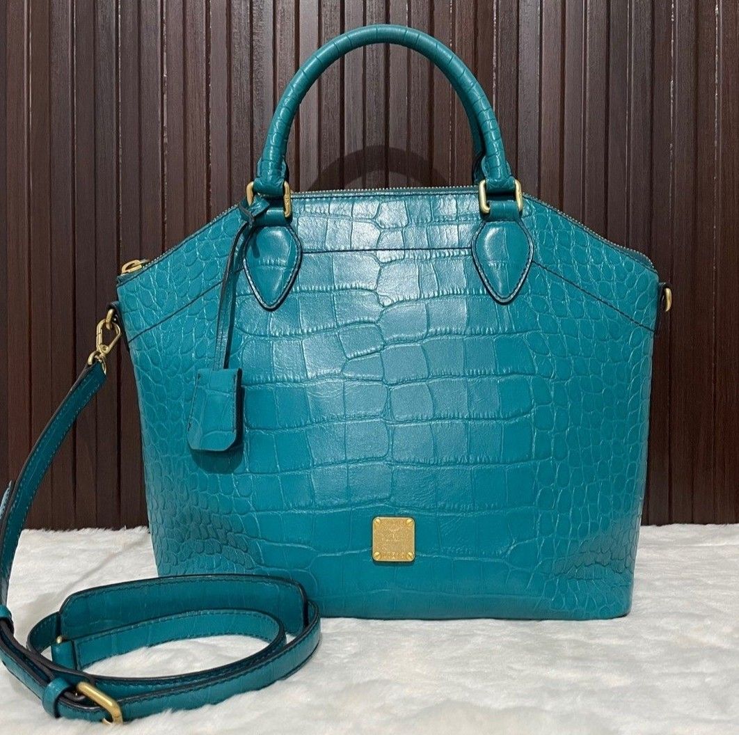 !!Weekend Sale!!Ml Mcm Authentic preloved (Category: Luxury Bags & Wallets) located in San Fernando. Submitted by peedeebee (Listing ID 1384574537, Image 1). Description: Authentic, bought also fron preloved seller very nice, clean excellent condition made in korea rfs too big for me ships thru jnt next day.