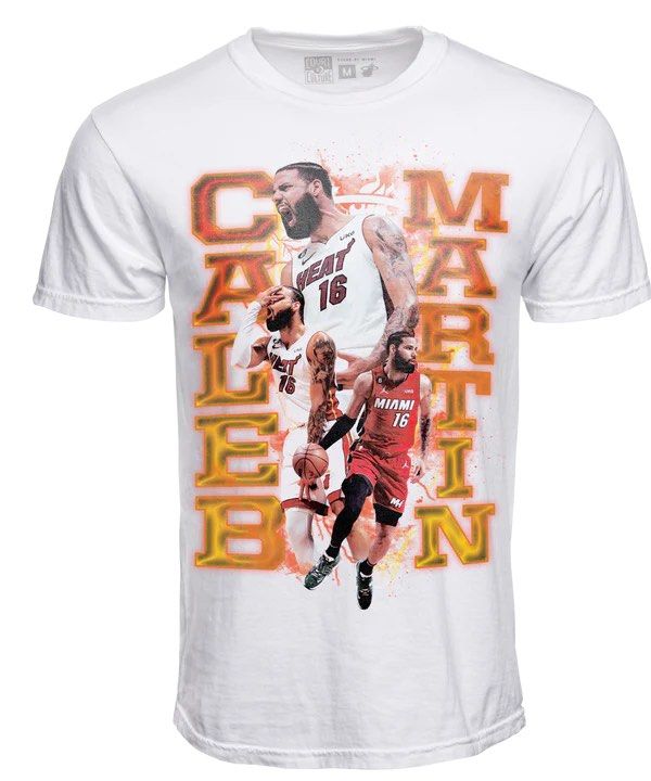 Miami Heat Caleb Martin Tee （分類：運動服裝）位於 Hong Kong。 由 blended_cube 提交（商品編號 1384535539，圖片 1）。簡介： Caleb Martin Vintage Tee L size Bought from Miami Heat Store 有tag全新 現貨 Thanks。