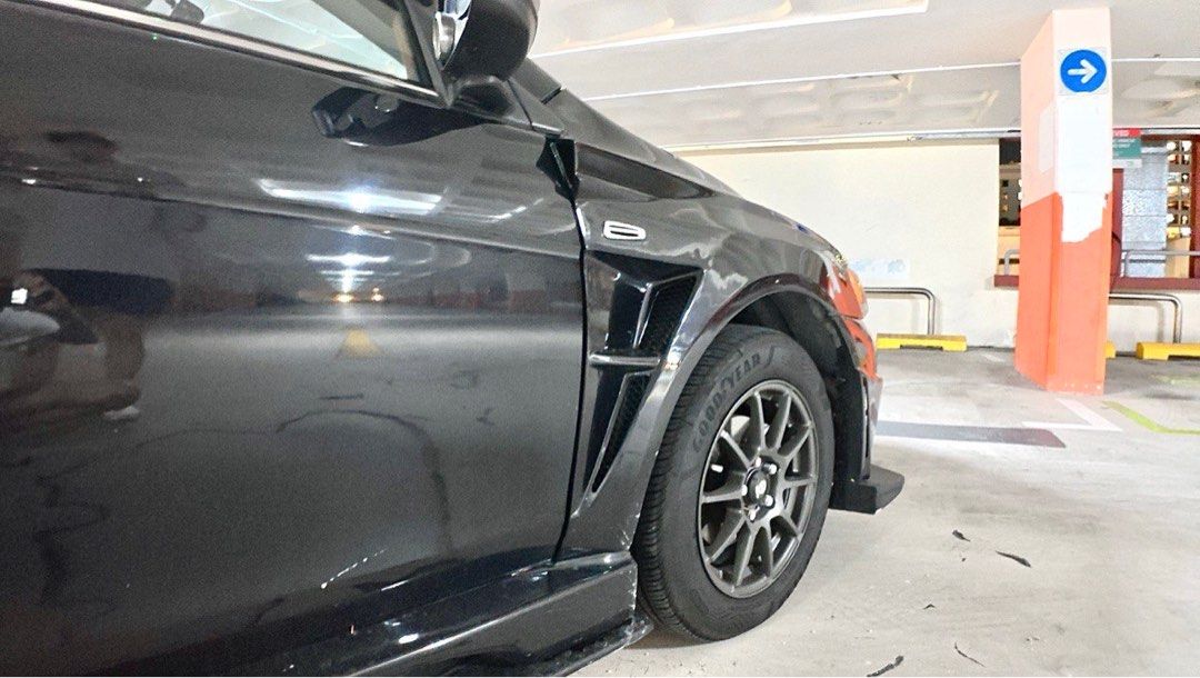 Mitsubishi Lancer EX 1.6 AT LED TAIL LAMP Auto (Category: Used Cars) located in Singapore. Submitted by s___l (Listing ID 1384580175, Image 3). Description: Selling a reliable and well maintained vehicle, perfect for short term driving needs. Good mechanical condition with regular servicing done on time. Leather seats are in great shape, minimal wear. Fuss free option for anyone looking for a temporary / budget friendly drive PARF car, COE renewa