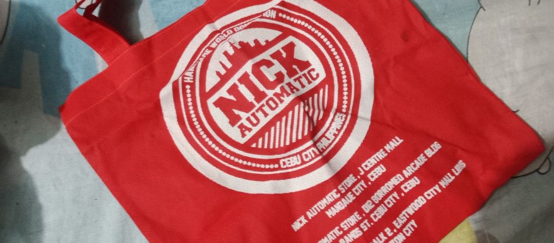 NICK AUTOMATIC TOTE BAG rare (Category: Everything Else Others) located in Bacoor. Submitted by qualityucantrust (Listing ID 1384458653, Image 1). Description: Bnew NICK AUTOMATIC TOTE BAG. COLLECTORS EDITION rare po ito back in 2012 pa.. see pix for referrences...👍 200 each po ito.. FREE: 1 CAN SAN MIG APPLE👍 SUREBUYER SHOULDER SHIPPING...🙏🏼 QUALITY U CAN TRUST™.