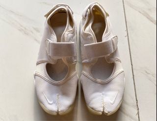 (Category: ) located in . Submitted by dailypickups_ (Listing ID 1384531048, Image 1). Description: .