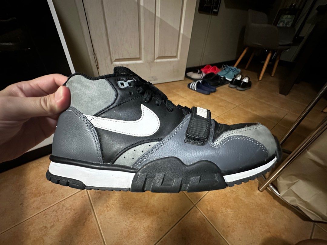 Nike Air Trainer 1 (US7) 25cm Black/Grey/White (Category: Sneakers) located in Taguig. Submitted by marcomang17 (Listing ID 1384480912, Image 1). Description: - Bought at Nike outlet in Austria - Delivery only. Online payment.