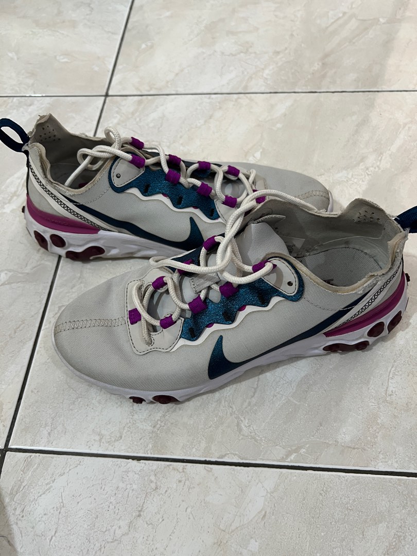 Sepatu Nike Element 55 Women's Nike React Element 55 Se