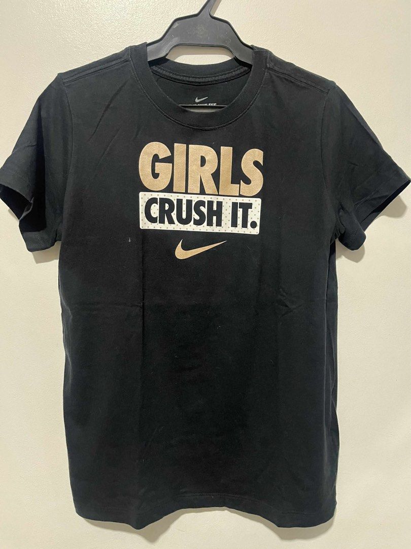 Nike Tshirt womens mediun original (Category: Activewear) located in Quezon City. Submitted by bentot24 (Listing ID 1384497766, Image 1). Description: Original Nike Tshirt medium size.