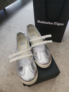 (Category: ) located in . Submitted by kapibuys (Listing ID 1384434948, Image 1). Description: .