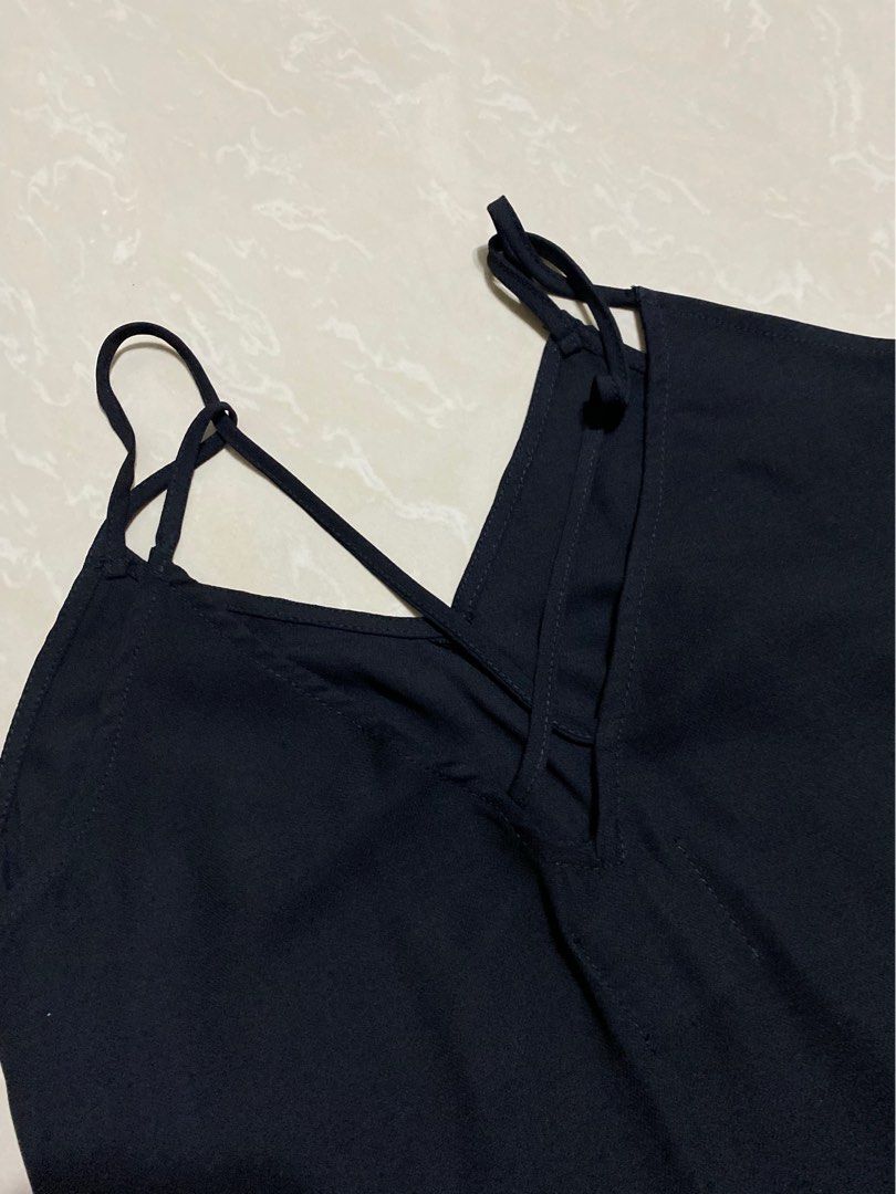 Plains and Prints Dress (Category: Dresses) located in Pasig City. Submitted by sumsells (Listing ID 1384557742, Image 3). Description: size: extra small, backless - negotiable (kindly offer) - pasig area - ggx/j&t/lalamove -gcash/bpi.