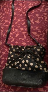 (Kategori: ) berada di . Dikirim oleh de__preloved (ID iklan 1384438904, Gambar 1). Deskripsi: .