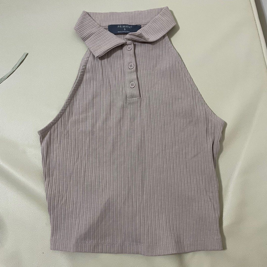 Primark Halter top (Category: Sleeveless) located in Marikina City. Submitted by pial21 (Listing ID 1384525914, Image 1). Description: Primark Halter top Used once size small.