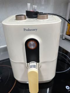 （分類：）位於 。 由 siuhanw 提交（商品編號 1384490432，圖片 1）。簡介： 。