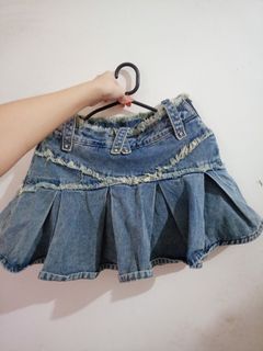 (Category: ) located in . Submitted by Sheshe (Listing ID 1384600930, Image 1). Description: .