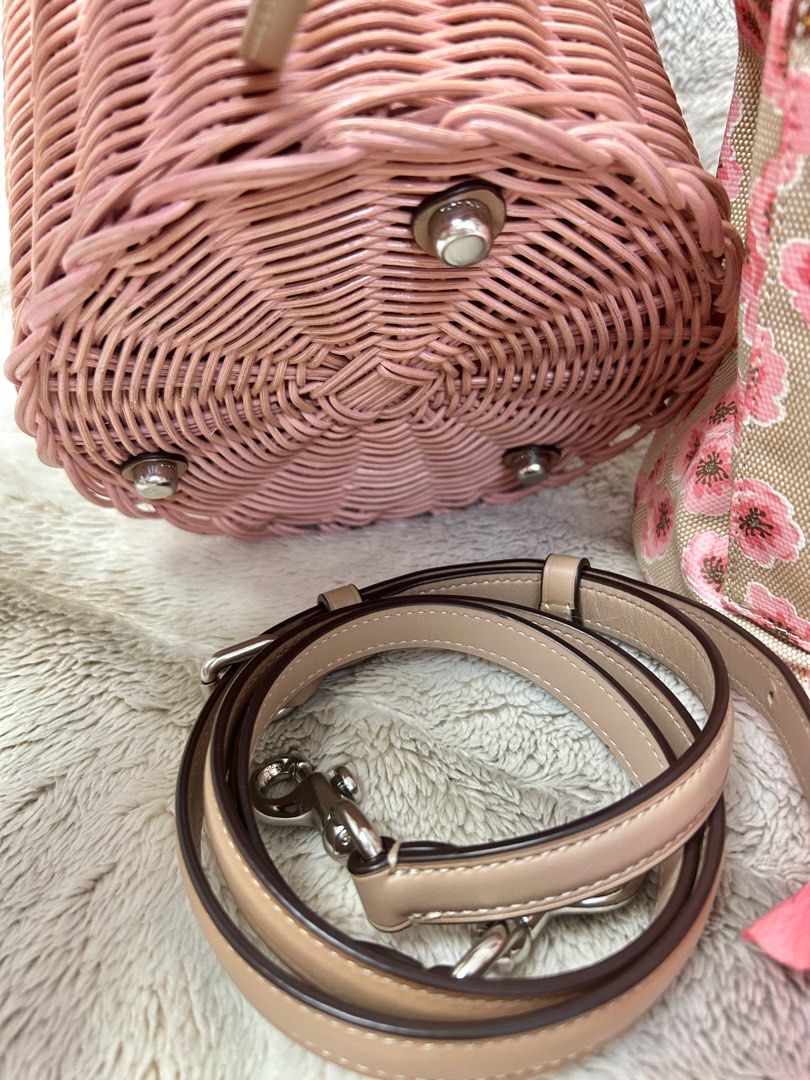 RETAIL COACH BASKET BAG (Category: Cross-body Bags) located in Caloocan City. Submitted by macmloveditems (Listing ID 1384503325, Image 3). Description: Please check the photos (SMALL SIZE/ LIGHT PINK).