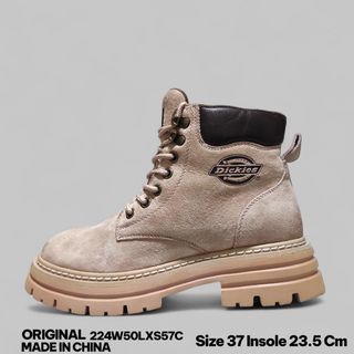 (Kategori: ) berada di . Dikirim oleh scbdshopcuanbranded (ID iklan 1384556078, Gambar 1). Deskripsi: .