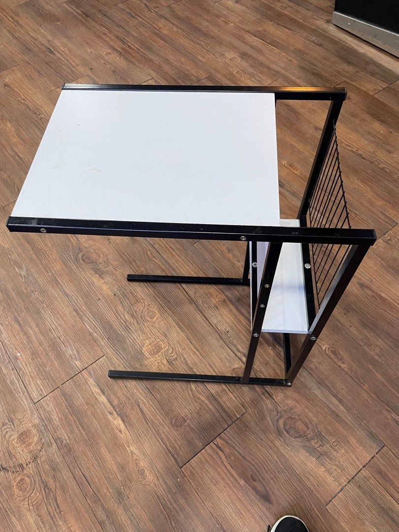 Side table (Category: Coffee & Tea Tableware) located in Kuala Lumpur. Submitted by lyanlayn (Listing ID 1384621591, Image 2). Description: .