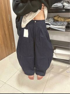 (Category: ) located in . Submitted by co.apparels (Listing ID 1384634717, Image 1). Description: .