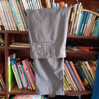 (Kategori: ) berada di . Dikirim oleh cimosneakers (ID iklan 1384529194, Gambar 1). Deskripsi: .