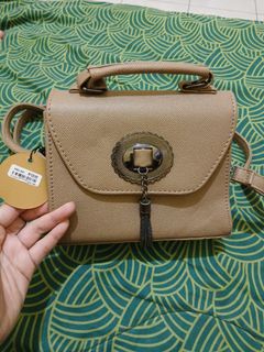 (Kategori: ) berada di . Dikirim oleh allezshop25 (ID iklan 1384476342, Gambar 1). Deskripsi: .