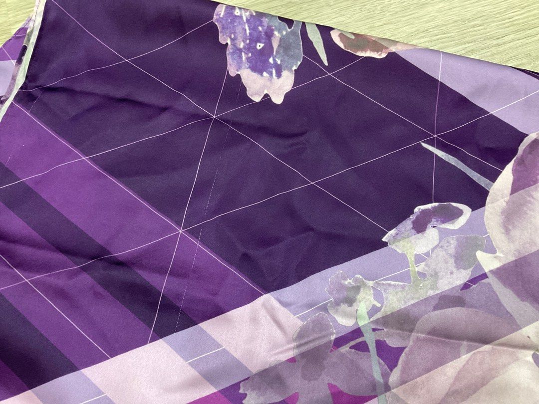 Sofearose Shawl (Category: Hijabs) located in Putrajaya. Submitted by haytipreloved (Listing ID 1384603540, Image 3). Description: -benang tercarik but minimal tak nampak -delivery rm 5.