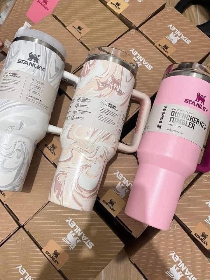 Stanley Flow Tumbler (Category: Beverages) located in Manila. Submitted by veezeeshop (Listing ID 1384626093, Image 3). Description: Stanley Flow Tumbler with reusable straw 40 oz | 1.18L BEST SELLER ✅️11 Hrs. Cold ✅️2 days Iced ✅️7 Hrs. Hot ➡️18/8 stainless steel ➡️BPA FREE ➡️Double Wall Vacuum Insulation ➡️Flowstate 3-position lid ➡️SplasNproof ➡️Reusable Straw ➡️Dishwasher safe ➡️Car Cup Holder Conpatible Ps. Mall pull out to ibig sabihin maga