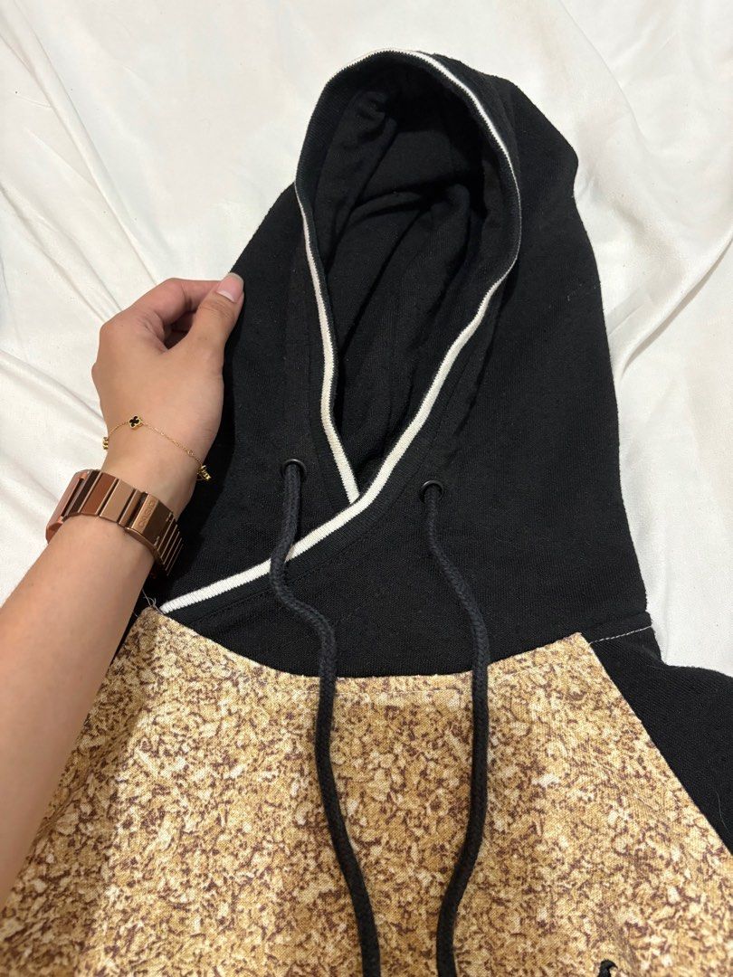 STAPLE HOODIE DRESS (Category: Dresses) located in Manila. Submitted by Raceeri (Listing ID 1384561932, Image 3). Description: Has both side pocket Both side zipper Hoodie Small frame MOP: GCASH / SECURITY BANK MOD: LALAMOVE SF: SHOULDERED BY BUYER NO RETURN / NO REFUND.
