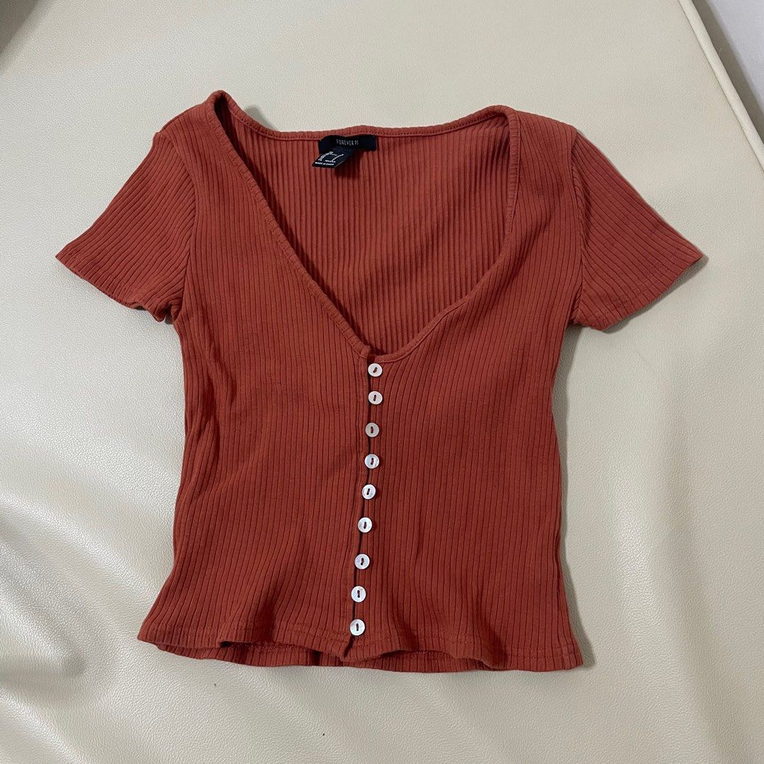 [TAKE ALL] Forever 21 Tops (Category: Blouses) located in Marikina City. Submitted by pial21 (Listing ID 1384538294, Image 3). Description: [TAKE ALL] Forever 21 tops Used All size small.