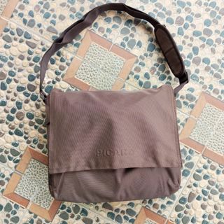 (Kategori: ) berada di . Dikirim oleh besemahsecondstore (ID iklan 1384522404, Gambar 1). Deskripsi: .