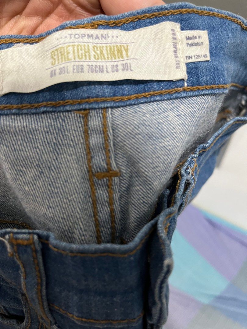 Topman Denim Jeans (Category: Jeans) located in Manila. Submitted by stealsandfindsph (Listing ID 1384518674, Image 3). Description: TopMan Denim Jeans (Slim Fit) Like New Color rate: 8/10 Condition: 8/10 Waist: 30.