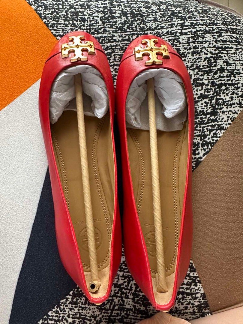 Tori Burch Everly Ballet Brilliant Red (Category: Flats & Sandals) located in Caloocan City. Submitted by daily.essentials.23 (Listing ID 1384465926, Image 2). Description: .
