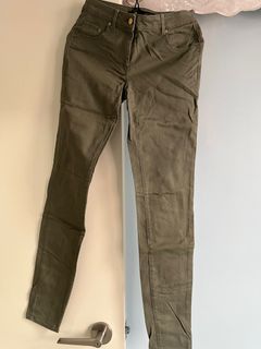 （分類：）位於 。 由 laundrycat 提交（商品編號 1384459745，圖片 1）。簡介： 。