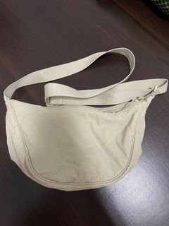 由 taisaokhong (刊登 ID 1384304966，圖片 1) 提交，位於 的 (類別：)，說明：。