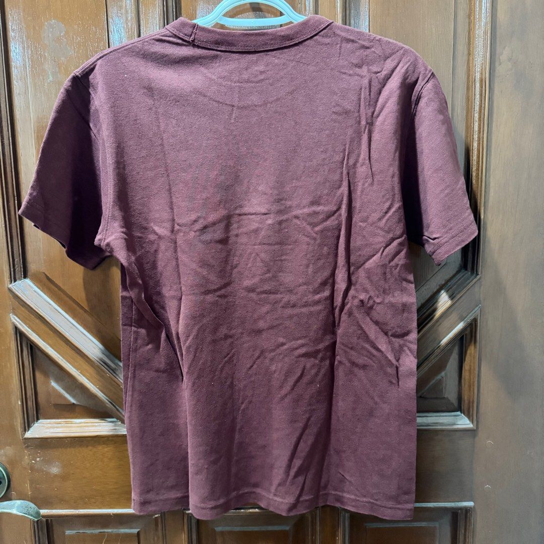 UNIQLO U T-Shirt (Maroon) (Category: Tshirts & Polo Shirts ) located in Manila. Submitted by bennythrift (Listing ID 1384589047, Image 3). Description: UNIQLO U T-Shirt (Maroon) - Authentic - Used less than twice Dimensions (Inches) Size: Small Shoulder: 17.5 Sleeve: 8 Chest: 19.5 Length: 26 Hem: 18.