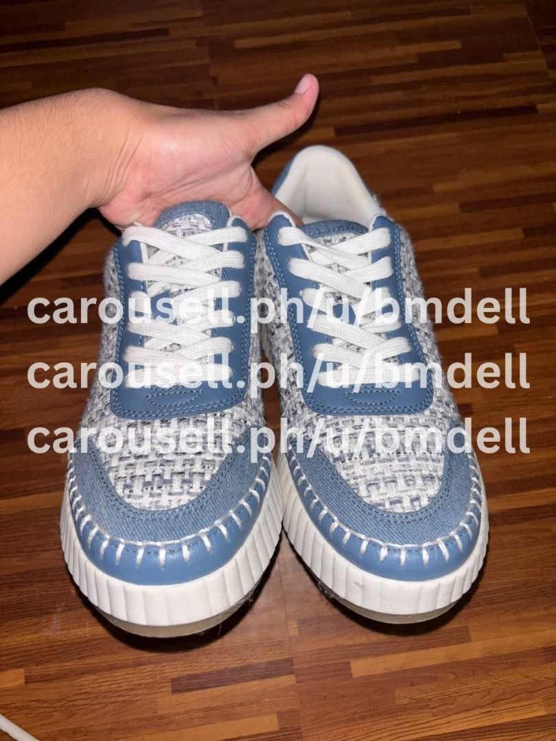 Universal Thread Persephone Sneakers (Blue) (Category: Sneakers) located in Cavite. Submitted by bmdell (Listing ID 1384557322, Image 2). Description: Authentic from US Memory Foam Insole Women size 8 / 24.7cm.