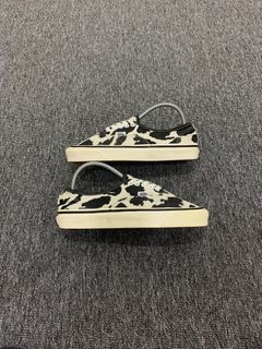 (Kategori: ) berada di . Dikirim oleh pastsneakers (ID iklan 1382667596, Gambar 1). Deskripsi: .