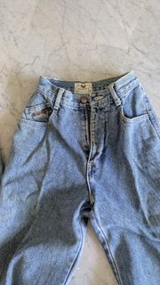 (Category: ) located in . Submitted by tan0751434982 (Listing ID 1384538797, Image 1). Description: .