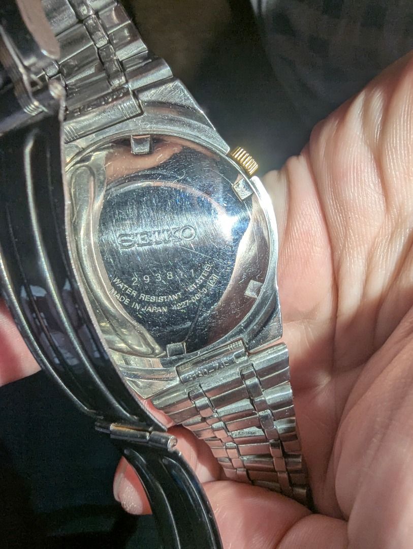 Vintage Seiko 5 4227A Automatic Sunburst Dial (Category: Luxury Watches) located in Caloocan City. Submitted by jannamiel131424 (Listing ID 1384612275, Image 2). Description: Experience a piece of Seiko’s vintage craftsmanship with this Seiko 5 Automatic equipped with the reliable 4227A movement. This model features a stunning sunburst dial that shifts beautifully under the light, giving it a timeless and elegant appearance. Movement: Seiko 4227A