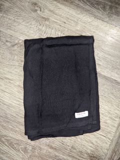 (Kategori: ) berada di . Dikirim oleh anf.secondwear (ID iklan 1384432207, Gambar 1). Deskripsi: .