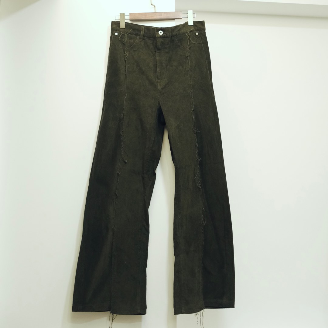 Vuja de LIAM MISDIRECTED CORDUROY JEANS 燈芯絨長褲, 他的時尚