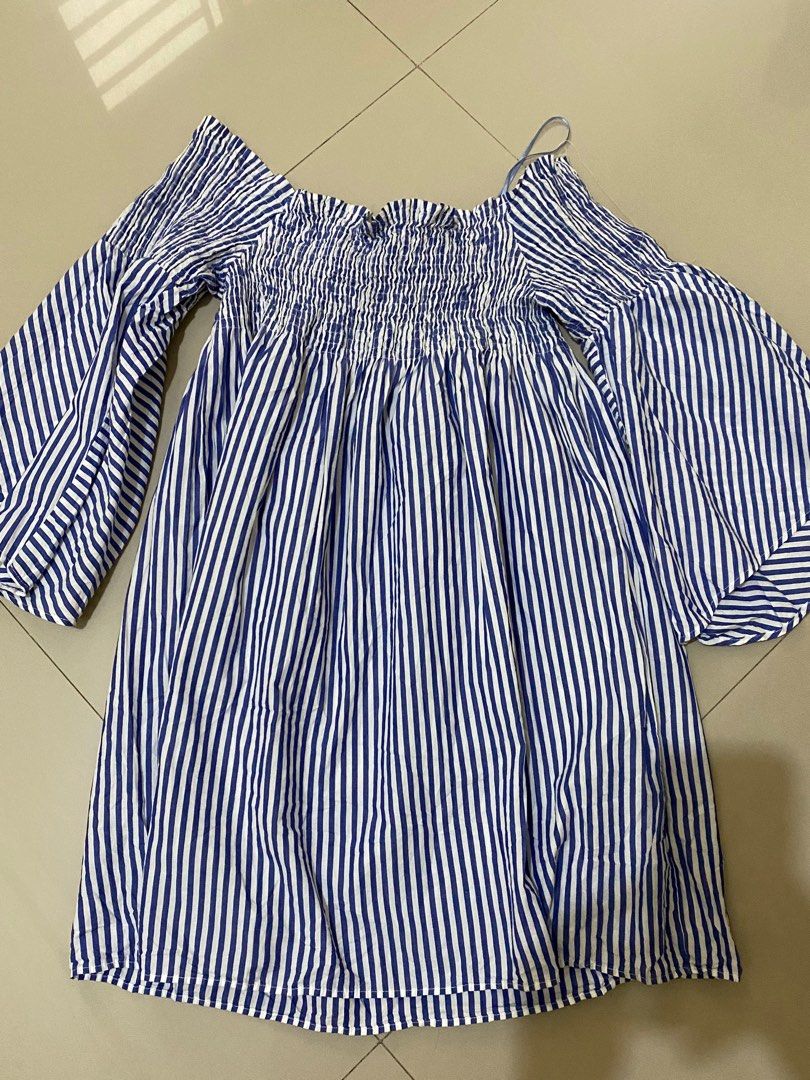 ZARA Striped Off Shoulder Dress (Category: Dresses) located in Taguig. Submitted by _nicsss (Listing ID 1384510347, Image 3). Description: M on tag but can fit to S-M (strechy).