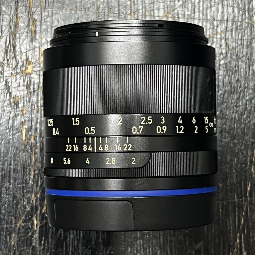 Zeiss Loxia 35mm F2, Photography, Lens & Kits on Carousell