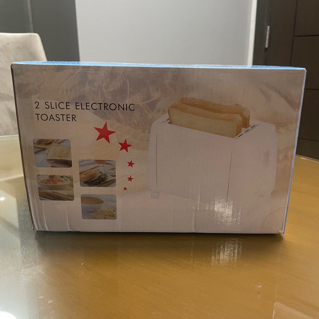 2 Slice Bread Toaster (Category: Ovens & Toasters) located in Quezon City. Submitted by ldld8 (Listing ID 1389827382, Image 1). Description: .