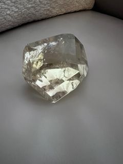 （分類：）位於 。 由 yhoichiu 提交（商品編號 1389691450，圖片 1）。簡介： 。
